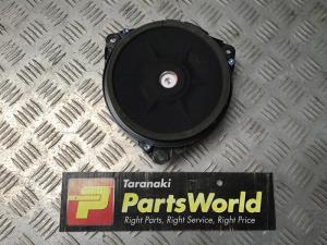Lexus NX NX300h AYZ15 2015-2021 RF Door Trim Speaker Pod