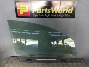 Lexus NX NX300h AYZ15 2015-2021 RF Door Glass