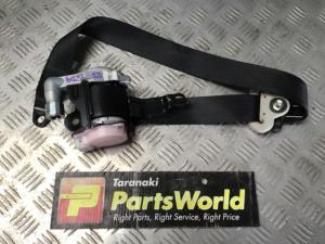 Mazda Mazda2 DE10YI 12/02-03-04 RF Seat Belt Pretensioner