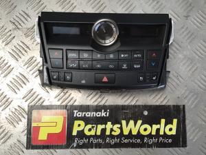 Lexus NX NX300h AYZ15 2015-2021 Heater Controls