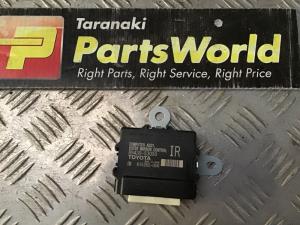 Lexus IS200-T ASE30 Mirror Control Module