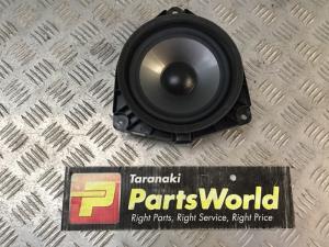 Lexus IS200-T ASE30 Rear Speakers