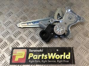 Lexus IS200-T ASE30 LR Door Elec Regulator