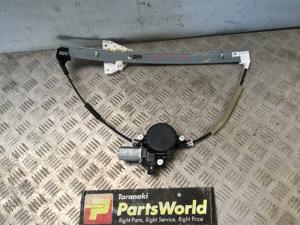 Mazda Mazda2 DE10YI 12/02-03-04 RF Door Elec Regulator