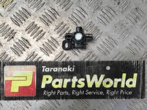 Lexus ES XV60 2012-Present Rear Parking Sensor