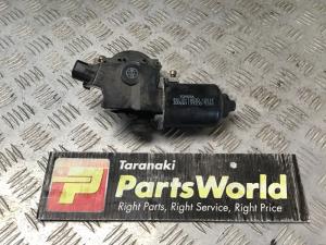 Toyota Fielder ZZE122 Front Wiper Motor