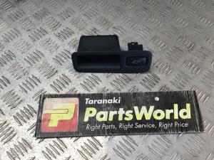 Lexus NX NX300h AYZ15 2015-2021 Tailgate Release Switch
