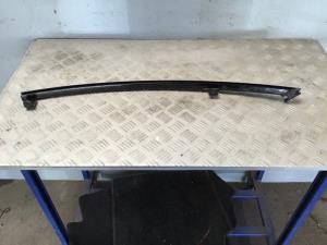 Lexus UX UX 200 2018--on LF Door Glass Guide Channel