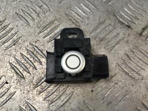 Toyota Crown GRS200 2008-2012 Rear Parking Sensor