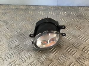 Lexus IS300 AVE30 L Spotlight