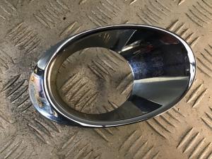 Lexus RX RX 450h 2009-2011 R Spotlight Bezel