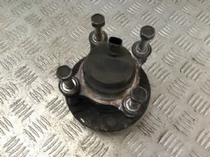 Lexus IS300 AVE30 LF ABS Hub