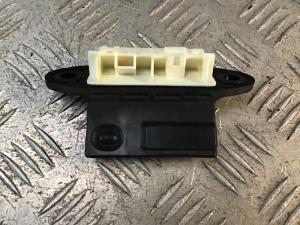 Toyota Harrier AVU65  2013-2017 Boot Tailgate Release Switch