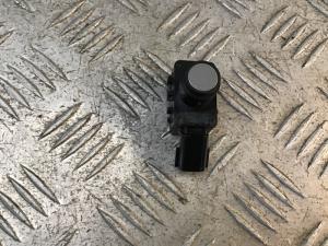 Lexus UX UX 200 2018--on Rear Parking Sensor (RR Inner)