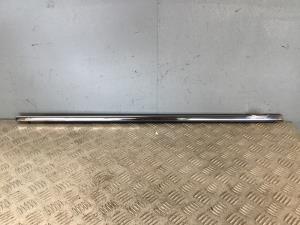 Toyota Harrier AVU65  2013-2017 RF Door Weather Strip Mould