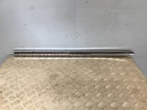 Toyota Harrier AVU65  2013-2017 RF Lower Door Moulding (Chrome)