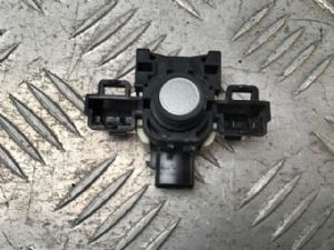 Lexus IS350 GSE31 2013-2016 Front Parking Sensor (RF Outer)
