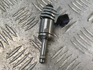 Lexus IS200-T ASE30 Direct Injector