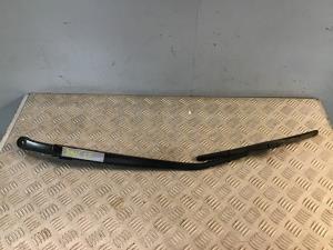 Lexus UX UX 200 2018--on LF Wiper Arm