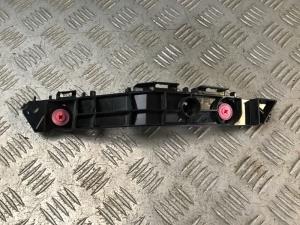 Toyota Yaris Cross MXPB10 LF Bumper Retainer