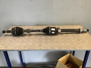 Toyota Harrier AVU65  2013-2017 RF ABS Drive Axle