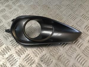 Toyota Harrier AVU65  2013-2017 R Spotlight Bezel