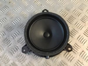 Toyota Yaris Cross MXPJ10 Rear Speakers