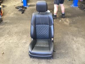 Toyota Harrier AVU65  2013-2017 RF Seat