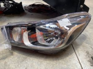 Hyundai i20 GB 2014-on L Headlight (Halogen)