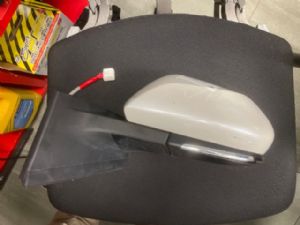 Toyota Prius ZVW50 2015-Present LF Door Elec Mirror (7 Wire)