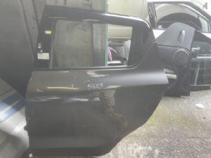 Suzuki Swift ZC13 2018-on LR Door Complete