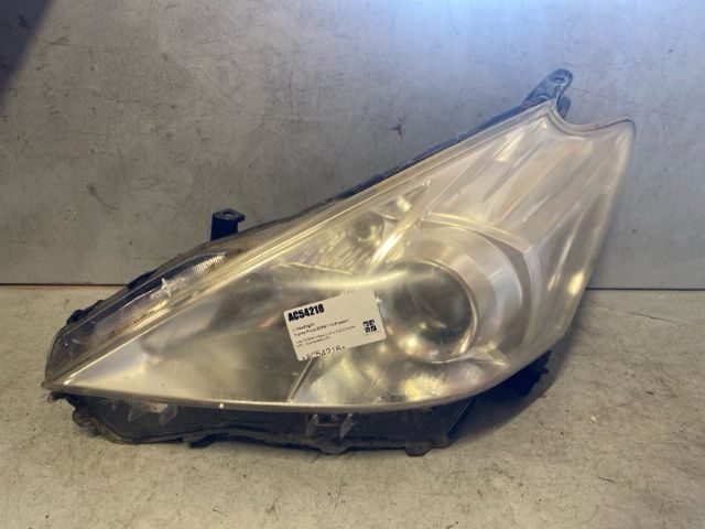 Toyota Prius ZVW41 12-Present L Headlight