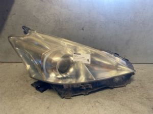 Toyota Prius ZVW41 2012-on R Headlight