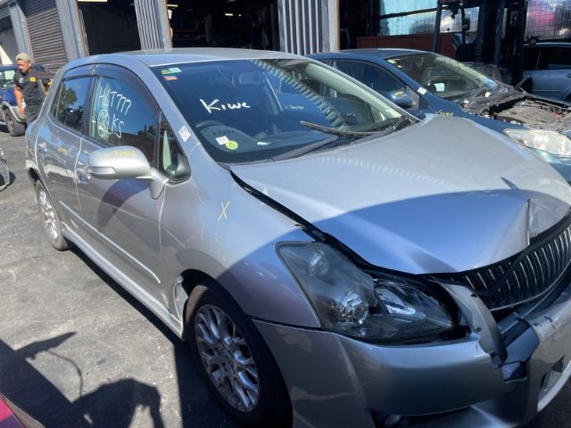 Toyota Blade AZE156