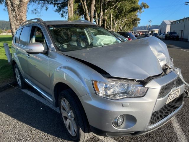 Mitsubishi Outlander CW6W 2006-2012