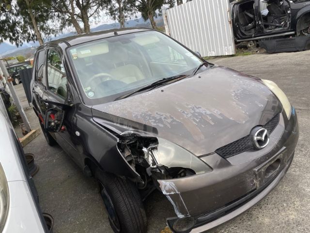 Mazda Demio DY 2002-2007