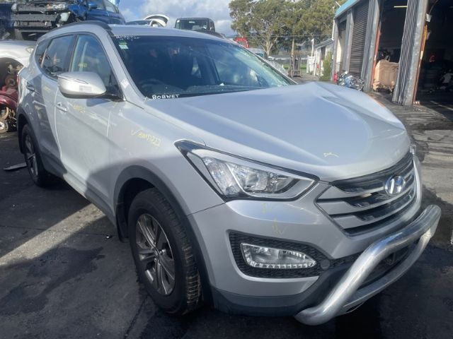 Hyundai Santa Fe ST81