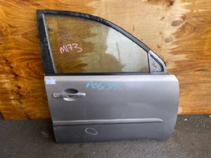 Mitsubishi Triton KB4 4wd RF Door Complete